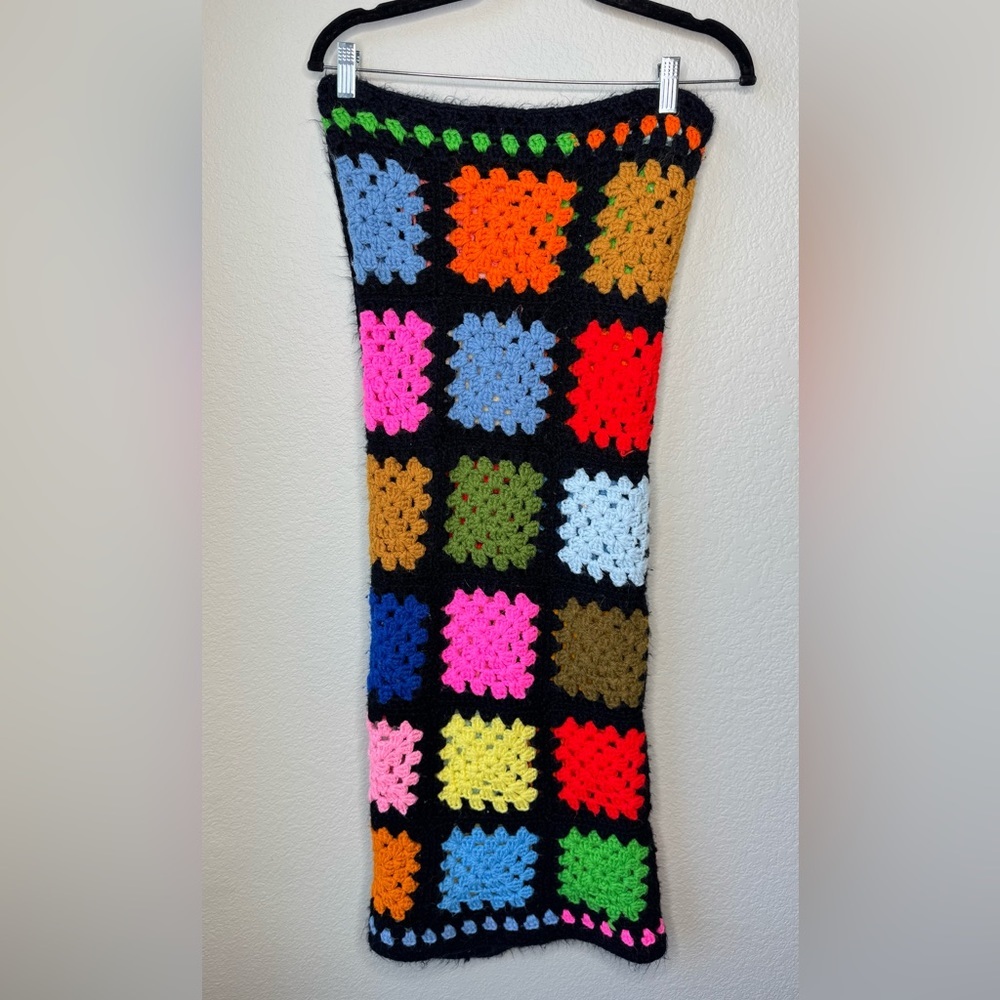 Colorful vintage‎ style crotchet throw blanket